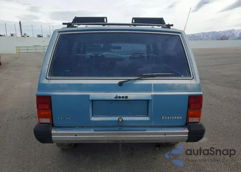 1987 Jeep Cherokee Pioneer из США, поврежденный, VIN 1JCML7823HT109343